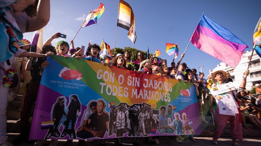 Marcha por el Día del Orgullo en Tenerife